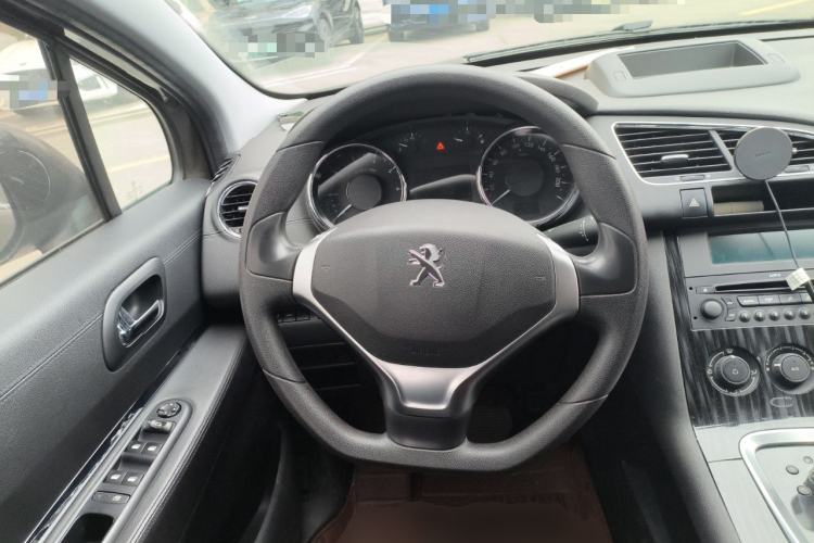 Used Peugeot 3008 2015 2.0L Automatic Classic Edition