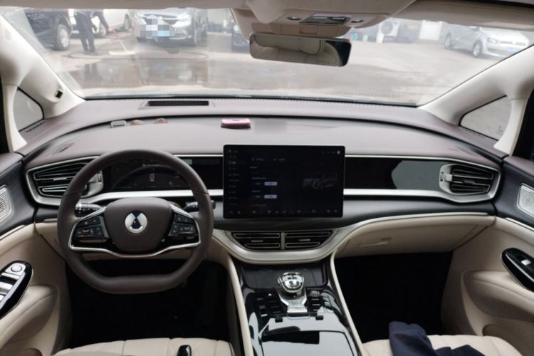 Used Denza D9 2024 DM-i 980 Four-Wheel Drive Prestige Model
