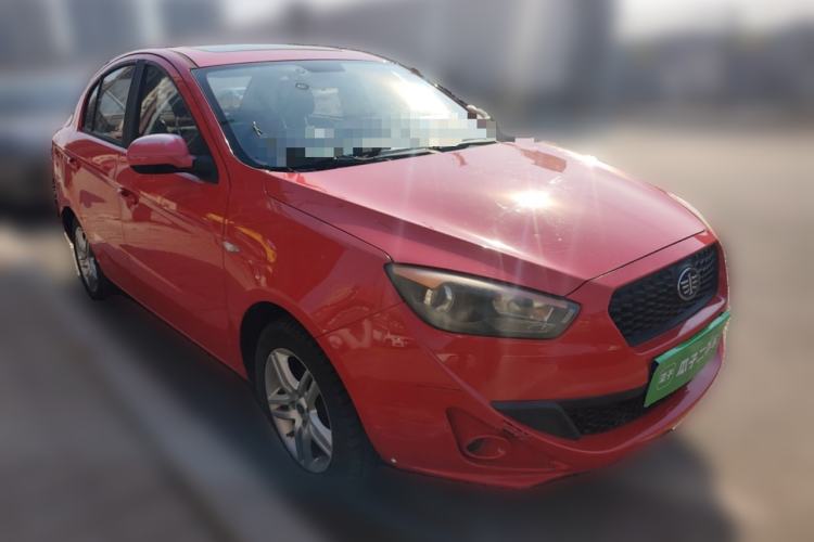 Used Oley 2012 Sedan 1.5L Manual Luxury Model Front Right 45 Deg