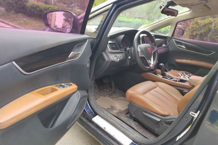 Used BYD Song MAX 2018 1.5T Automatic Smart Connect Elite Model with 6 Seats Driver Seat