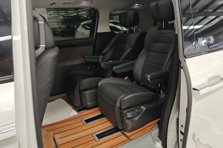 Used GAC Trumpchi Trumpchi E8 2024 Honor Series 2.0L Honor Edition