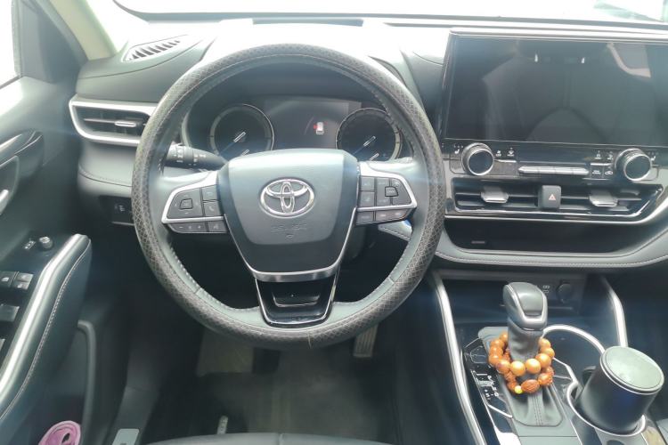 Used Toyota Highlander 2022 Dual-Engine 2.5L Four-Wheel Drive Prestige Version 7 Seats Steering Wheel