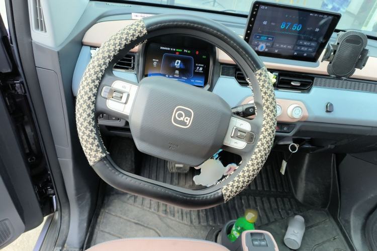 Used Chery QQ Ice Cream 2024 Edition Youth Version 205km Sundae Steering Wheel