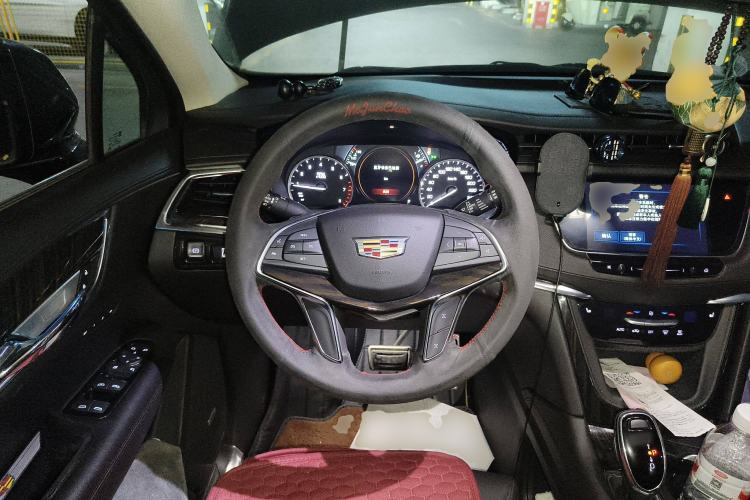 Used Cadillac XT5 2017 Anniversary Edition 25T Luxury Model