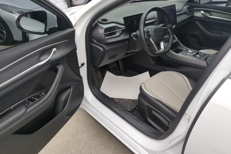 Used BYD Destroyer 05 2024 HONOR Edition DM-i 55KM Luxury Model