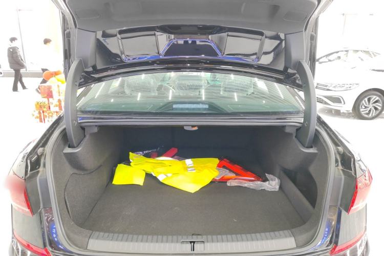 Used Volkswagen Passat New Energy 2025 430 PHEV Hybrid Business Edition
