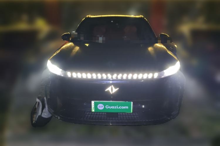 Used Dongfeng eπ eπ008 2025 636Ultra LikeYi Edition 6-Seater Front