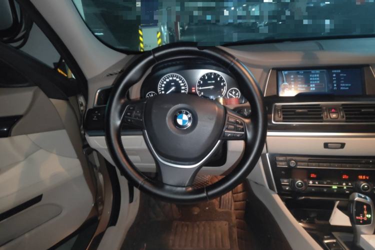 Used BMW 5 Series GT 2010 535i Leading Model Steering Wheel