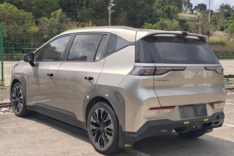 Used AION Y 2022 70 Intelligent Edition Lithium Iron Phosphate Exterior 3