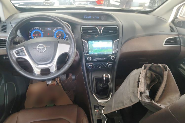 Used Haima V70 2016 2.0L Manual - Comfort Edition 6 Seats
