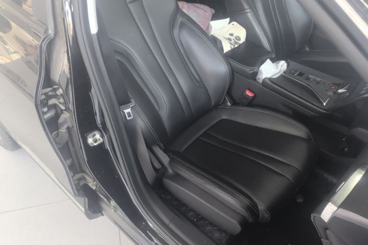 Used Dongfeng Aeolus Mage 2023 DH-i 1.5T Luxury Edition
