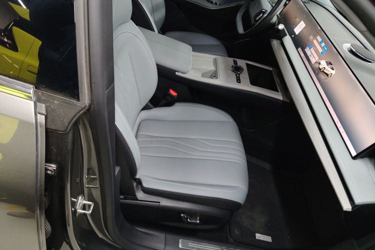 Used Geely Galaxy E8 2024 550 km Range Rear-Drive Dragon Edition