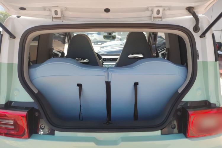 Used Wuling Hongguang MINIEV 2022 Macaron Fashion Edition Lithium-Nickel-Cobalt-Alpha-oxide Trunk