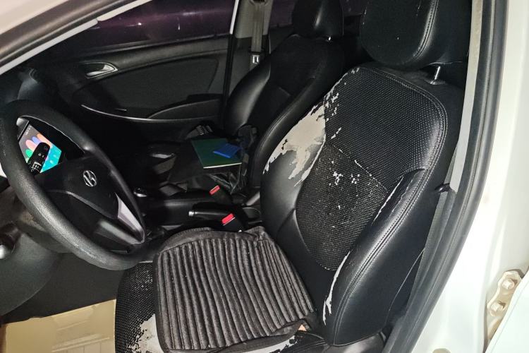 Used Hyundai Verna Ray 2014 1.4L Manual GLX Left Front Seat