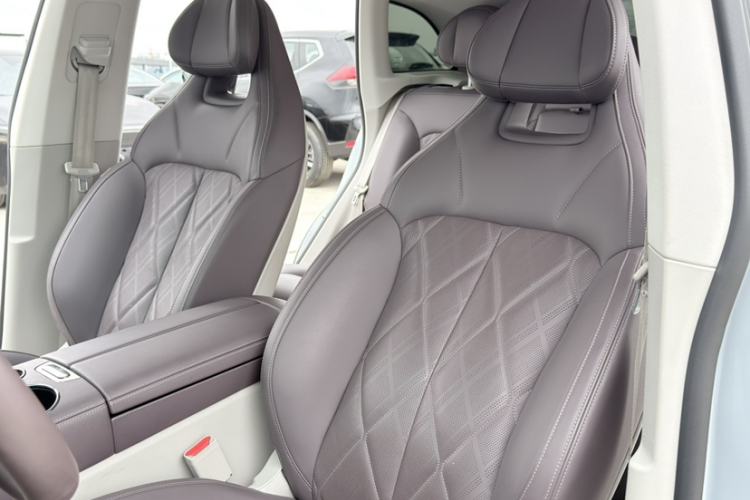 Used Leapmotor C11 2024 All-Electric 580 Luxury Edition
