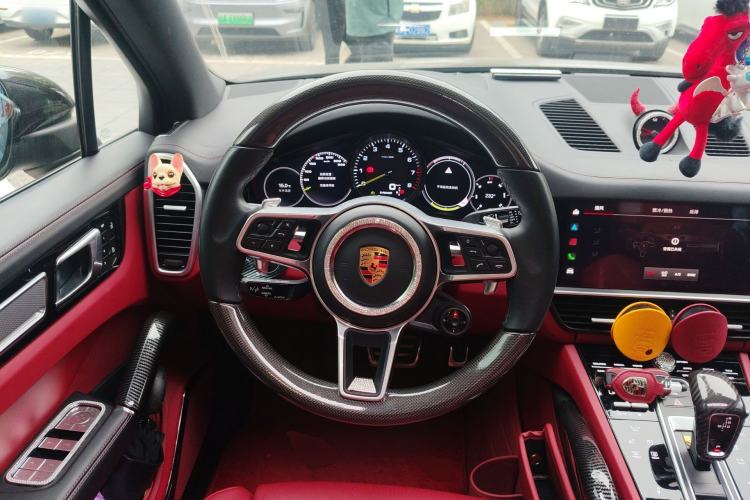 Used Porsche Cayenne E-Hybrid 2023 Cayenne E-Hybrid 2.0T Platinum Edition Steering Wheel