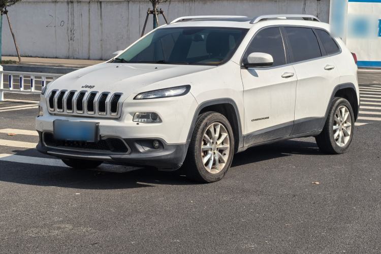 Used Jeep Cherokee 2015 2.4L Elite Edition

