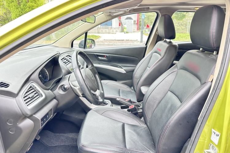 Used Suzuki S-Cross 2014 1.6L CVT Two-Wheel Drive Elite Version Left Front Seat