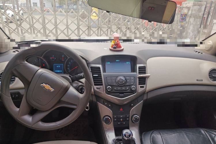 Used Chevrolet Cruze 2015 1.5L Classic SE MT
