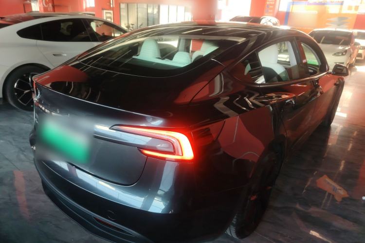 Used Tesla Model 3 2023 Long-Range All-Wheel-Drive Version