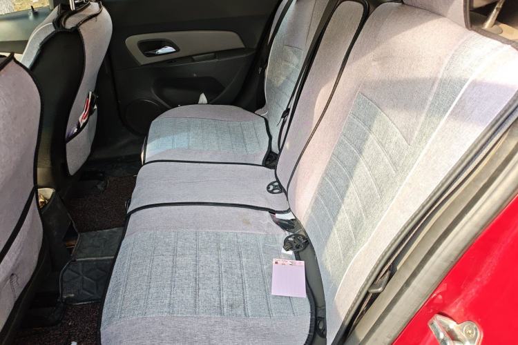 Used Chevrolet Cruze 2012 1.6L SE MT
