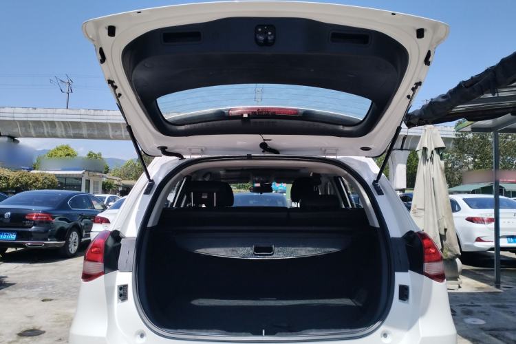 Used Haval H2 2017 Blue Label 1.5T Manual Two-Wheel Drive Luxury Model
