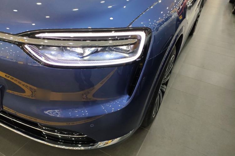 Used Hima AITO M7 2026 Model Range-Extending Ultra All-Wheel Drive 5-Seater Version Left Front Headlight