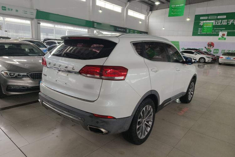 Used Haval H6 2017 Blue Label 1.3T Automatic Two-Wheel Drive ZhiShang Model
