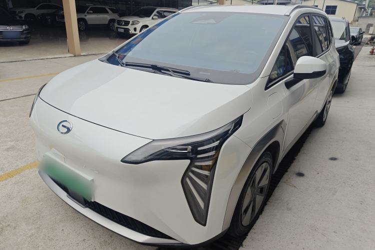 Used AION Y 2023 Younger