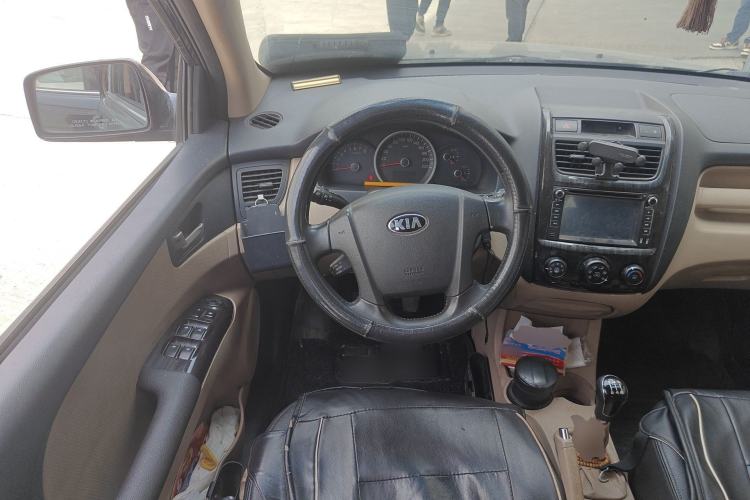 Used Kia Sportage 2013 2.0L Manual Two-Wheel Drive GL Trim