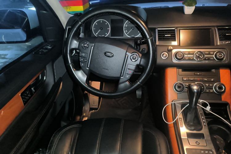 Used Land Rover Range Sport 2012 3.0 TDV6 HSE Diesel Edition Steering Wheel