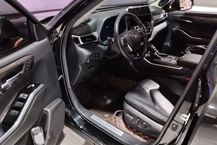 Used Toyota Highlander 2022 Dual-Engine 2.5L Four-Wheel Drive Supreme Edition 7-Seater
