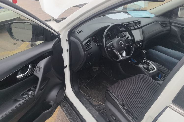 Used Nissan X-Trail 2019 2.0L CVT Smart Connect Comfort Edition 2WD
