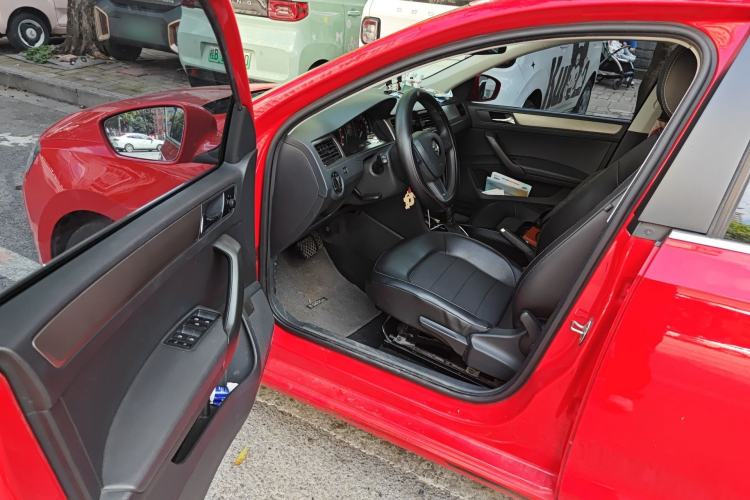 Used Skoda Rapid Spaceback 2016 1.6L Automatic Chuanxing Edition Driver Seat