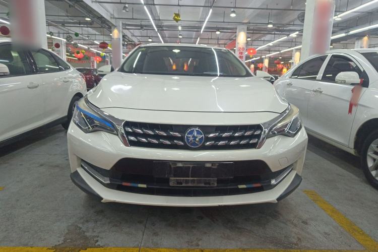 Used Venucia D60 2018 1.6L CVT Smart Connect Elite Edition
