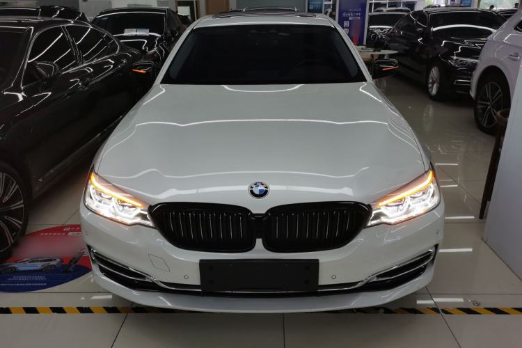 Used BMW 5 Series New Energy 2020 530Le Luxury Package Front