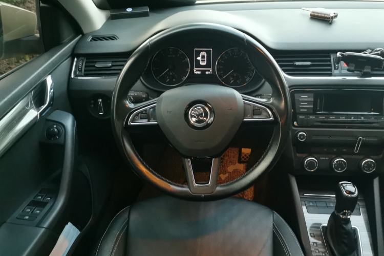 Used Skoda Octavia 2017 1.6L Automatic Smart Drive Edition