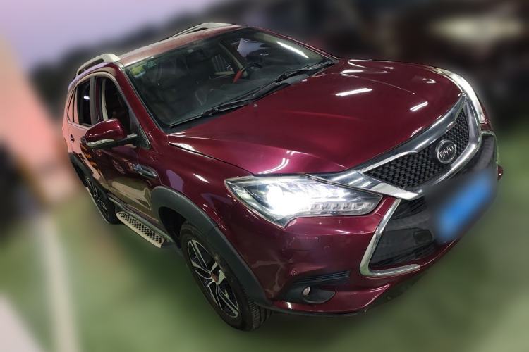 Used BYD Tang New Energy 2015 2.0T Four-Wheel-Drive Flagship Model Front Right 45 Deg