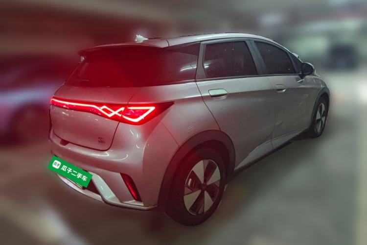 Used BYD Dolphin 2023 420 km Fashion Edition
