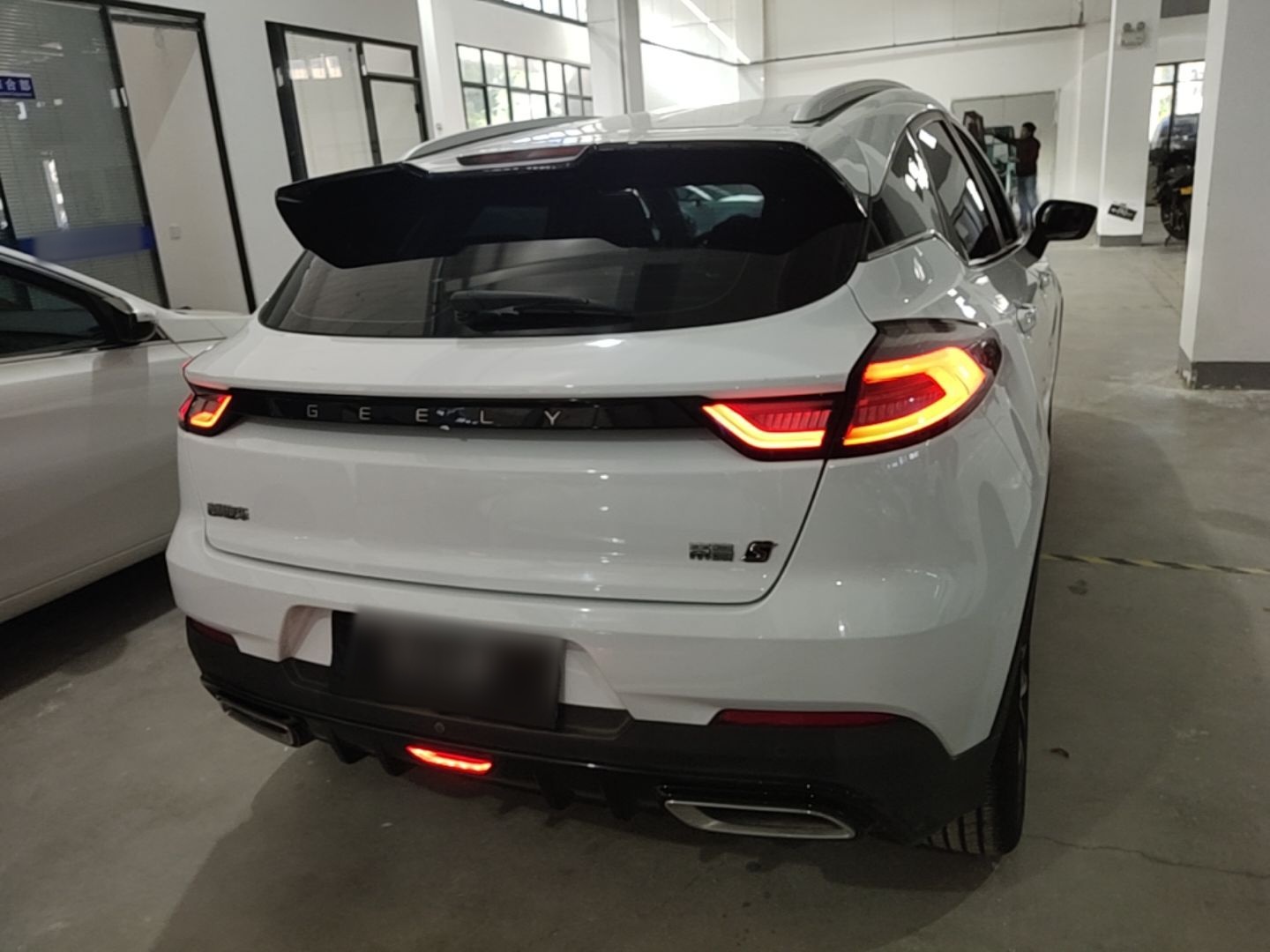 Geely Auto Emgrand S 2022 1.4T CVT Crossover Player Edition — снимка 5