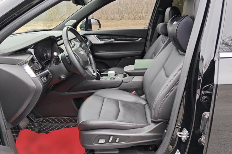 Used Cadillac XT6 2022 2.0T Six-Seater Four-Wheel Drive Luxury Version
