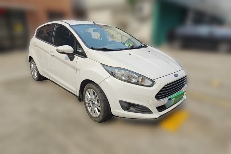 Used Ford Fiesta 2013 Hatchback 1.5L Automatic Fashion Edition Front Right 45 Deg