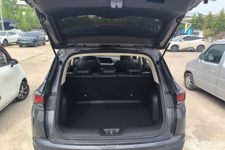 Used CHANGAN CS35PLUS 2021 Blue Whale NE 1.4T DCT Luxury Model Trunk