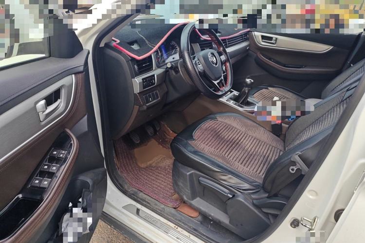 Used FORTHING Joyear X5 2017 2.0L Manual Luxury Version Driver Seat