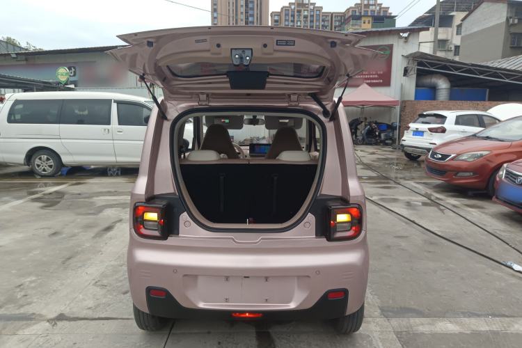 Used Geely Galaxy Panda 2023 Panda Mini 200km Endurance Bear
