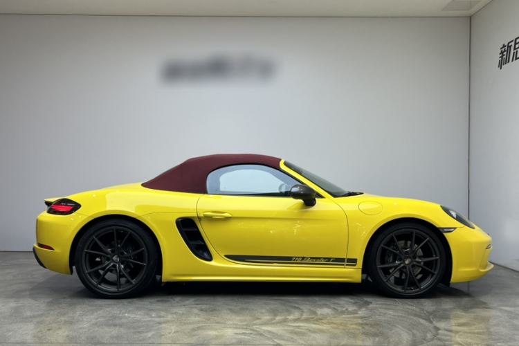 Used Porsche 718 2019 Boxster T 2.0T Exterior 2