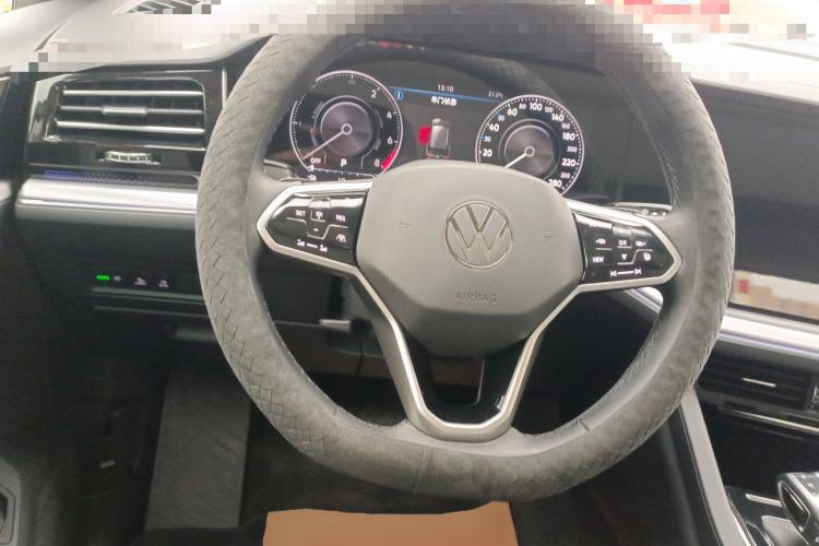 Used Volkswagen Touareg New Energy 2021 eHybrid Steering Wheel