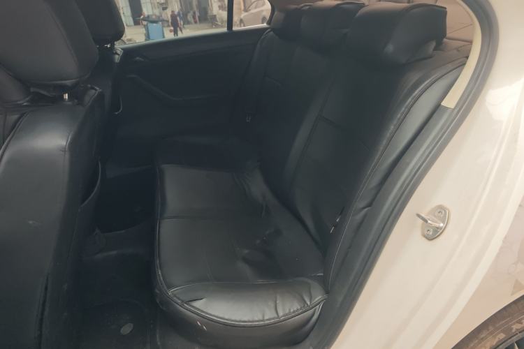 Used Volkswagen Jetta 2017 1.5L Automatic Fashion Model Left Rear Seat