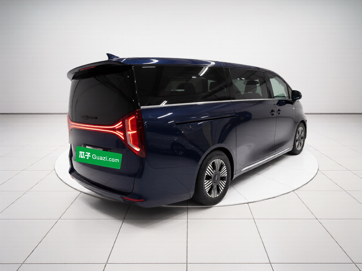 Geely Galaxy LEVC L380 2025 825 km Extraordinary Edition — снимка 6