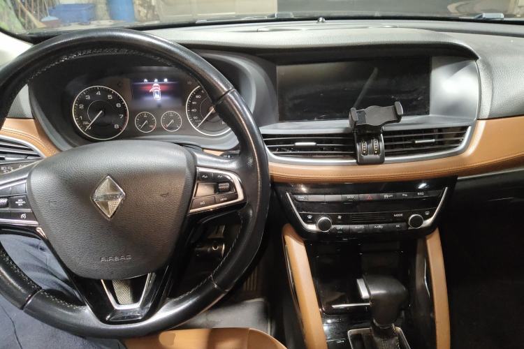 Used BORGWARD BX7 2016 28T 2WD Luxury Edition 7-seater
